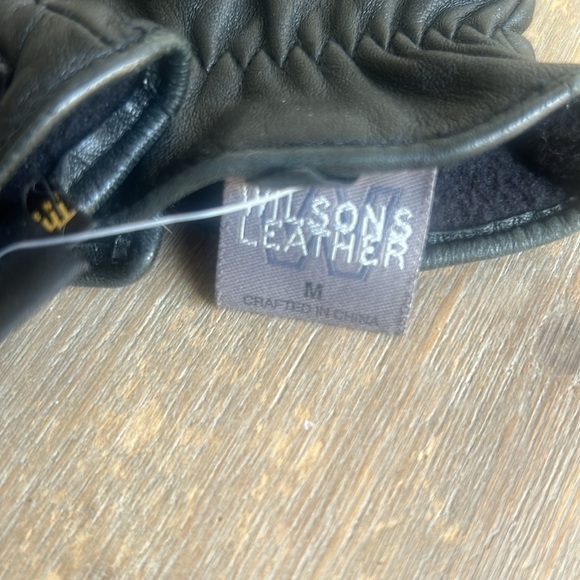 Wilsons Leather Thinsulate Thermal Insulation Women’s Black Adjustable Gloves M - Picture 5 of 12